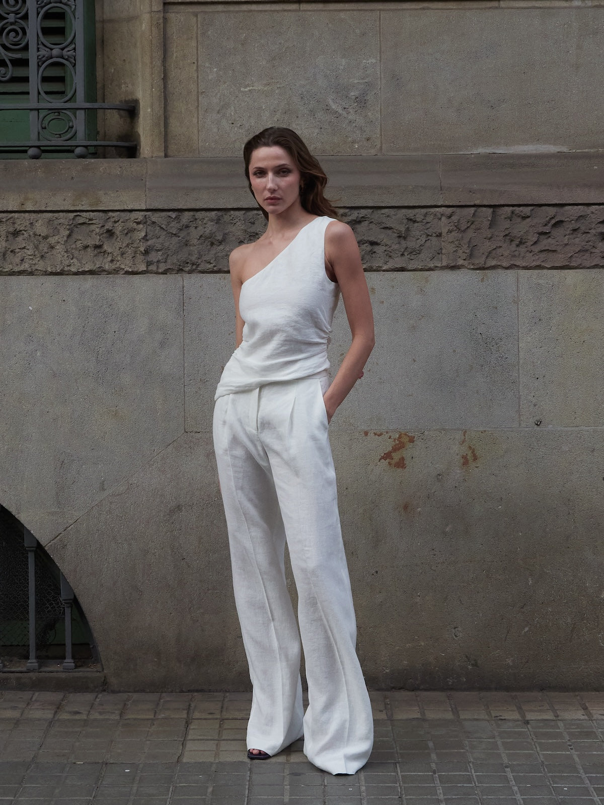 AUGUST TOP WHITE